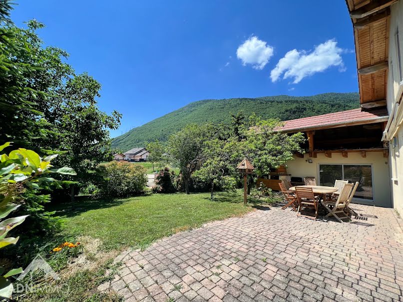 Vente maison 7 pièces 192 m² à Collonges (01550), 675 000 €