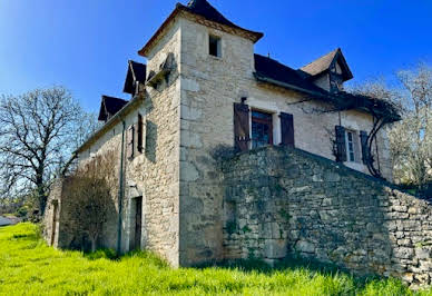 House with pool and garden 4