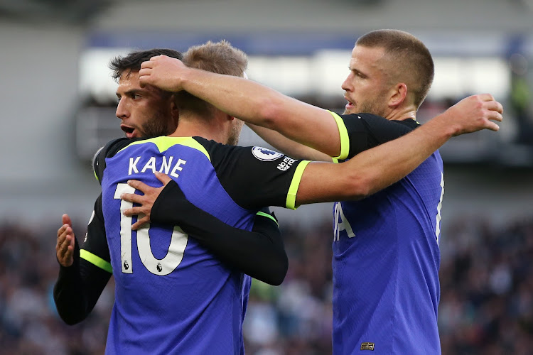 Tottenham's Harry kane celebrates with Eric Dier and Rodrigo Bentacur