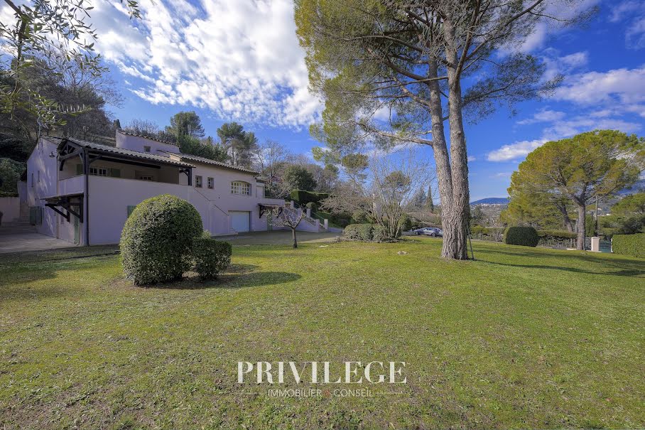 Vente villa 6 pièces 220 m² à Grasse (06130), 899 000 €