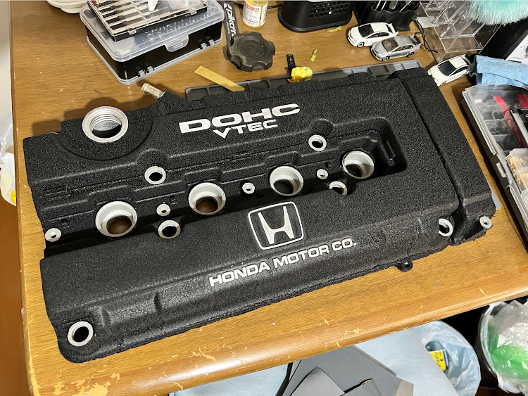 CR-Xのヘッドカバー結晶塗装完結編・結晶塗装・𝑯𝑶𝑵𝑫𝑨 𝑴𝑶𝑻𝑶𝑹 𝑪𝑶.・𝑯𝑶𝑵𝑫𝑨 𝑮𝑬𝑵𝑼𝑰𝑵𝑬 𝑷𝑨𝑹𝑻𝑺・シロートDIYに関するカスタム事例の投稿画像2枚目
