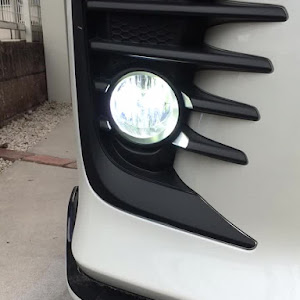 ヴォクシー ZRR80W