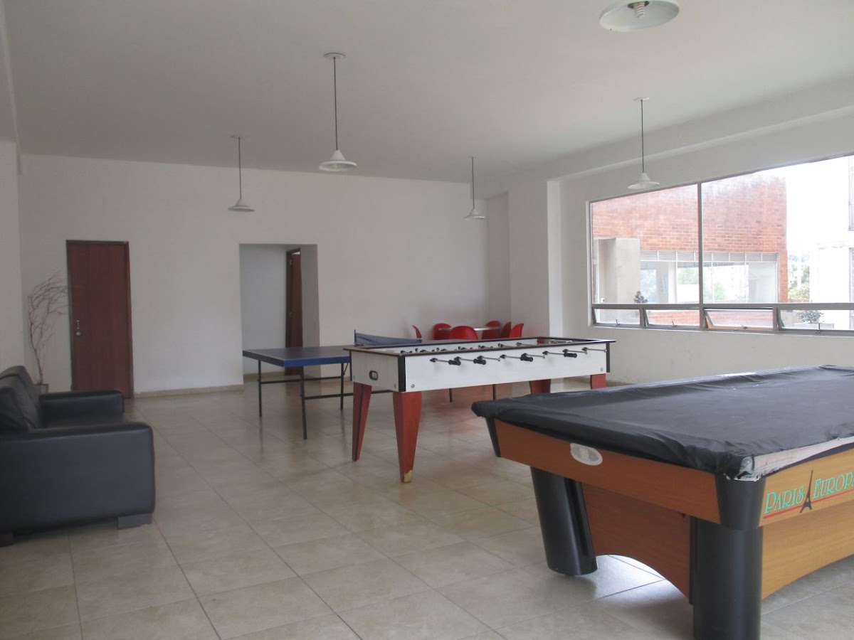 Apartamento En Venta - Pontevedra, Bogota