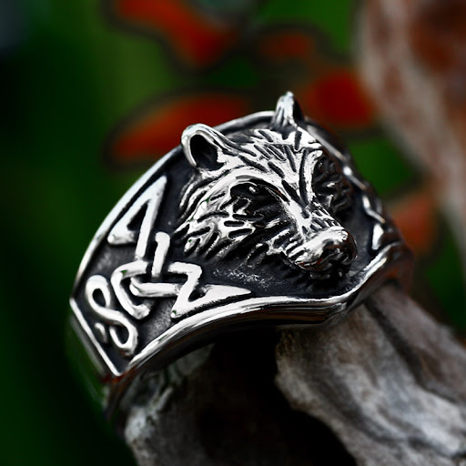 Title 1, European and American Retro Wolf Head Ring, vin...