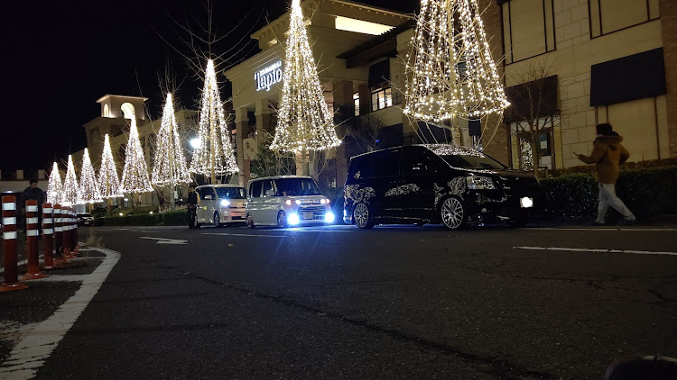 タントカスタムのスタッドレスタイヤへ交換・イルミネーションと愛車・ヨコハマアイスガードに関するカスタム事例の投稿画像2枚目