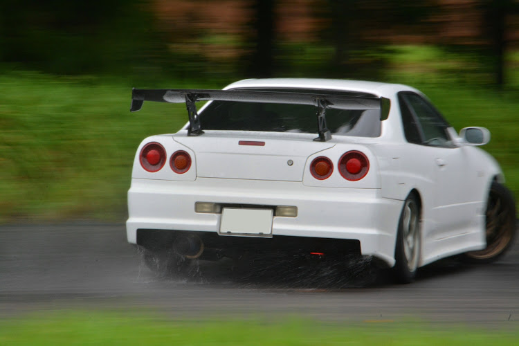 スカイラインのスカイライン・ER34・モーターランド三河・ドリフトに関するカスタム事例の投稿画像4枚目