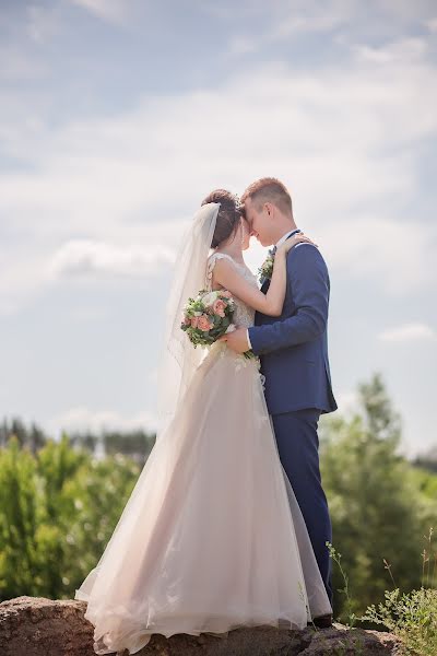 Fotógrafo de casamento Darina Zdorenko (gorodinskaj). Foto de 18 de junho 2019