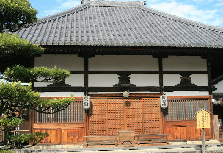 アトレーワゴンのドライブ・お寺・コスモス畑・一眼レフ撮影・季節に関するカスタム事例の投稿画像4枚目