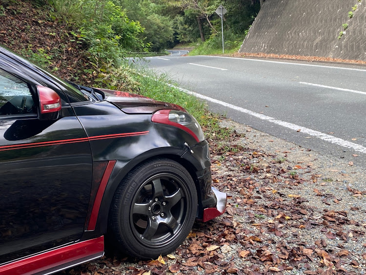 スイフトスポーツのTeam 03'z・理性なんて置いてこい・閃光になりたいカピ・Born to Run・イベント前にやることに関するカスタム事例の投稿画像1枚目