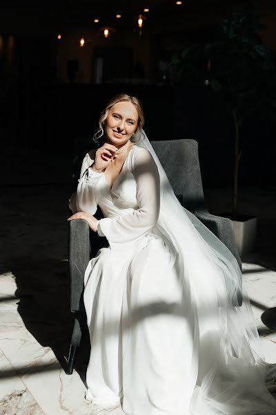 Wedding photographer Ekaterina Nazarina (katrinnazarina). Photo of 29 November 2022