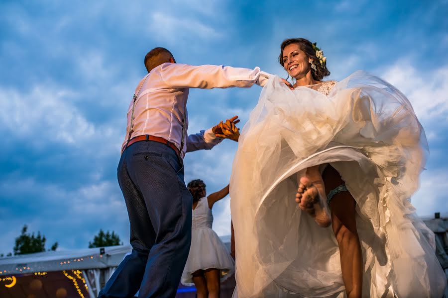 Fotógrafo de bodas Denisa-Elena Sirb (denisa). Foto del 28 de septiembre 2017