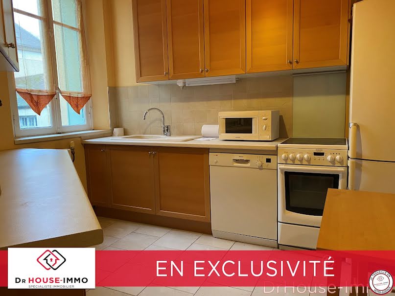 Vente maison 12 pièces 230 m² à Toucy (89130), 346 500 €