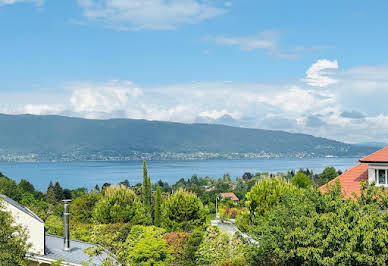 Maison avec terrasse 1