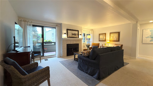 Apartment with pool 4