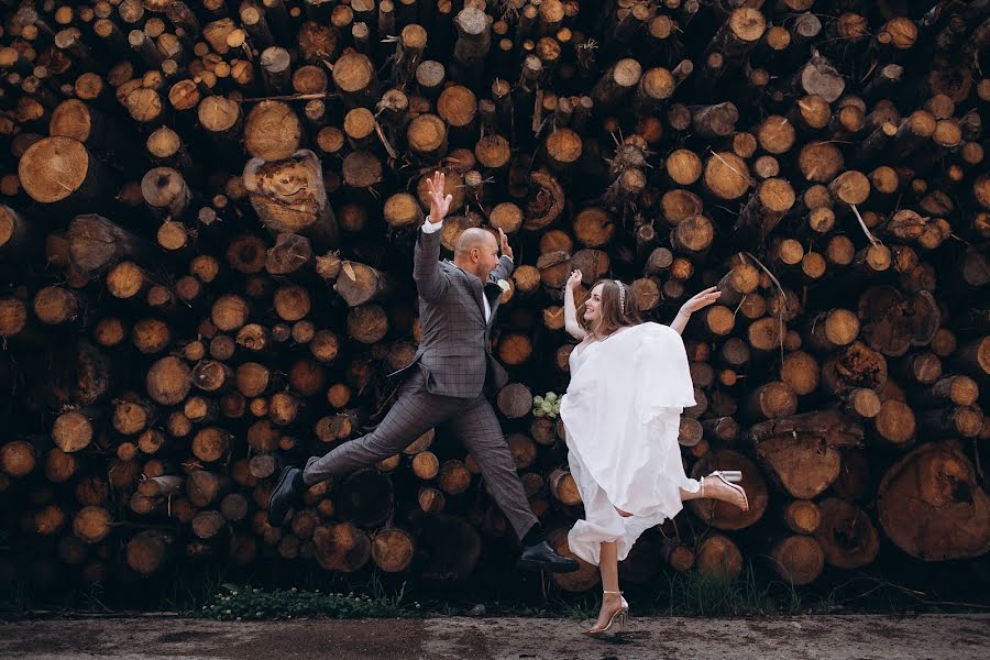 Fotógrafo de casamento Nazariy Slyusarchuk (photofanatix). Foto de 10 de setembro 2018