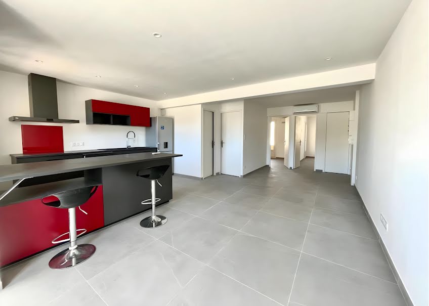 Vente appartement 3 pièces 70 m² à Six-Fours-les-Plages (83140), 325 000 €