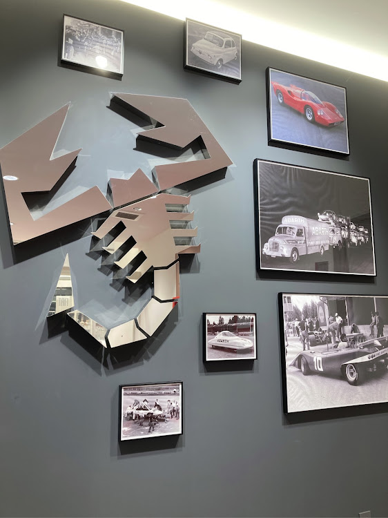 500のFIAT500・コーティングメンテナンス・エンジンマウント劣化・見積もりにビクビクに関するカスタム事例の投稿画像1枚目