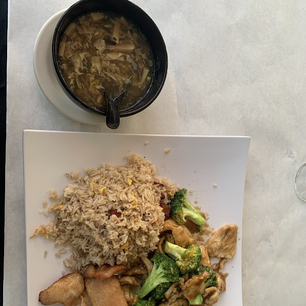 Hot and sour soup, Pork fried rice and Chicken and Broccoli