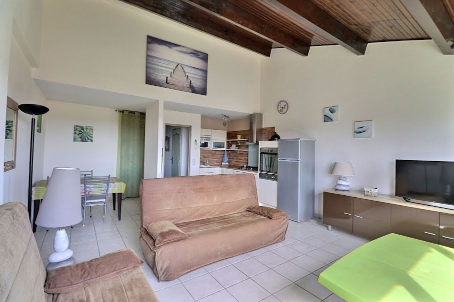 Vente appartement 3 pièces 64 m² à Frejus (83600), 189 000 €