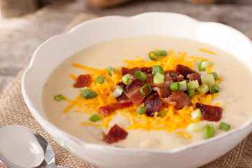 Cheesy Bacon Ranch Potato Soup
