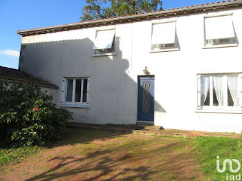 maison à Bressuire (79)