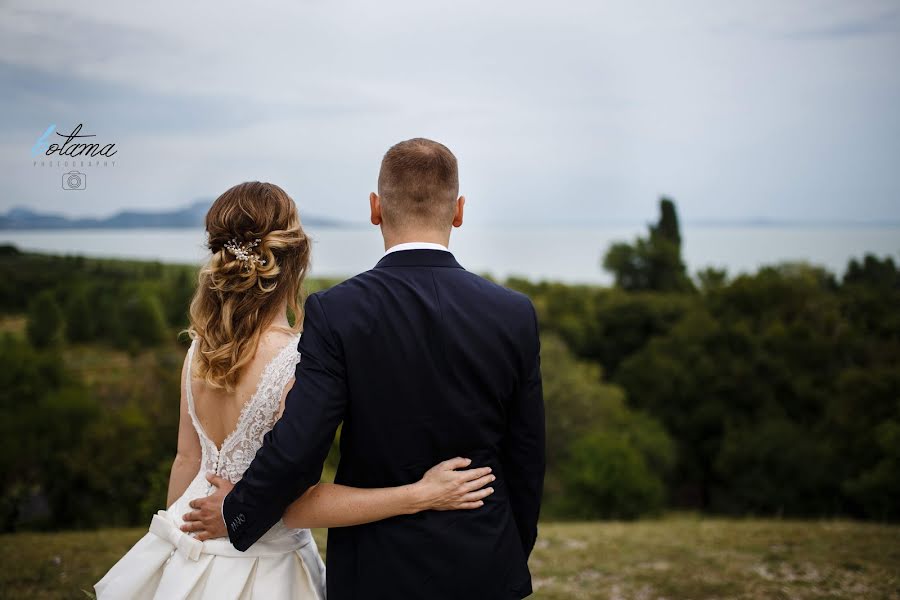 Svadobný fotograf Tamás Boros (botamaphoto). Fotografia publikovaná 25. februára 2019