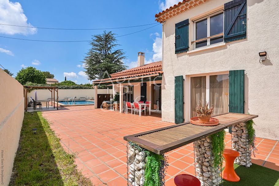 Vente maison 7 pièces 228 m² à Aubagne (13400), 725 000 €