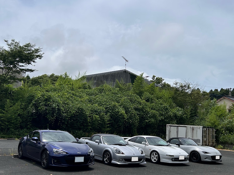BRZの峠のお散歩♫・MR-S・MR2・燃費なんて気にしないのがスポーツカー・やっぱりMTは楽しいに関するカスタム事例の投稿画像10枚目