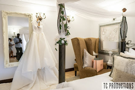 Wedding photographer Thabang Mnculwane (tcproductions). Photo of 21 June 2019