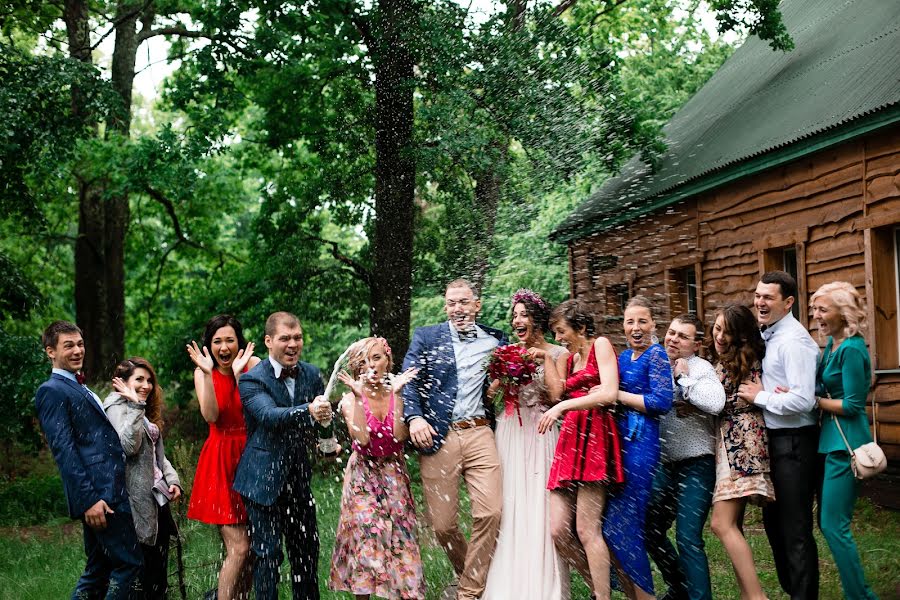 Fotógrafo de casamento Viktoriya Petrenko (vi4i). Foto de 10 de julho 2015