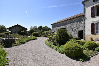 maison à Saint-Mathieu (87)