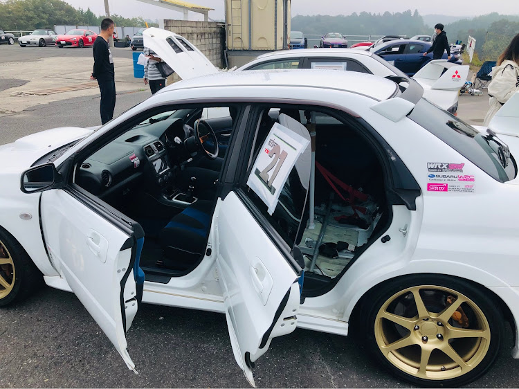 インプレッサ WRX STIのサーキットが楽しいすぎ・レブミーティング・走行会・ファイブベックス　タイヤ・タカタサーキットに関するカスタム事例の投稿画像3枚目
