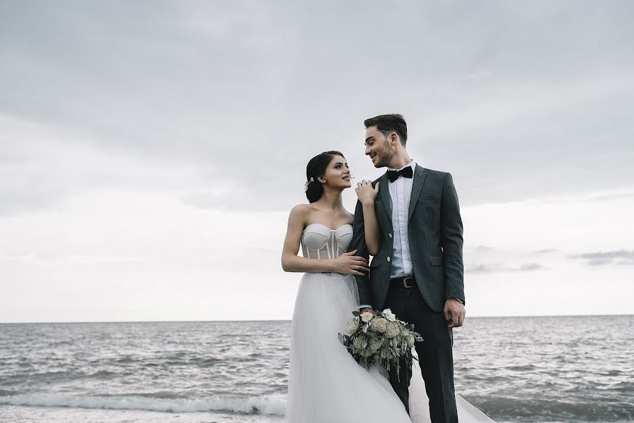 ช่างภาพงานแต่งงาน Nikolay Zhorzholiani (zhorzholiani) ภาพเมื่อ 26 มิถุนายน 2019