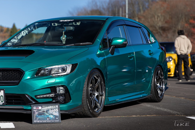 レヴォーグのいつもいいね＆コメントありがとうございます・DOMさんフルラッピング・Pearl Dark Green・FIXWELL2024・撮って頂いたシリーズに関するカスタム事例の投稿画像7枚目