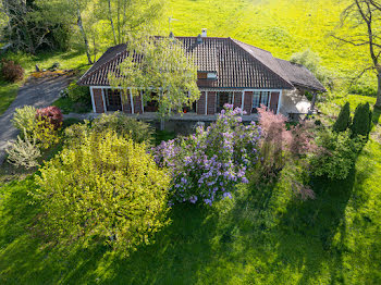 maison à Saint-Etienne-du-Bois (01)