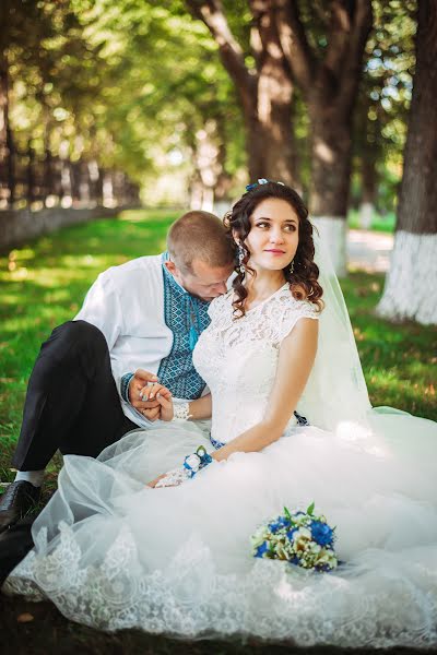 Fotógrafo de casamento Maksim Zinchenko (mzinchenko). Foto de 10 de novembro 2016