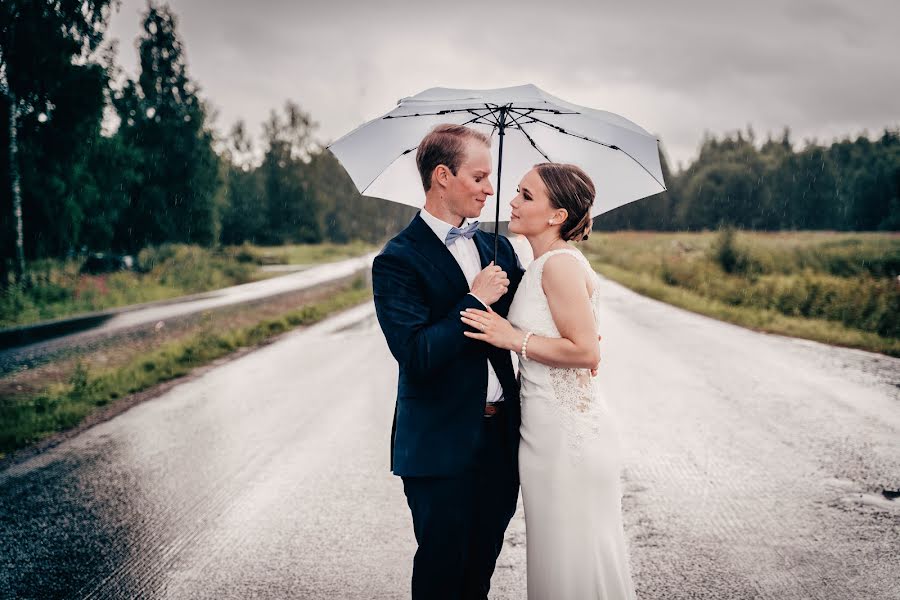 結婚式の写真家Juuso Timonen (jtimonen)。2023 9月16日の写真