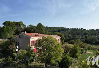 Propriété avec piscine 5