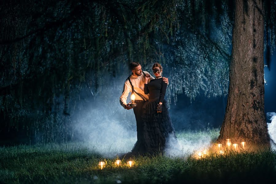 Fotógrafo de casamento Timofey Bogdanov (pochet). Foto de 25 de maio 2016