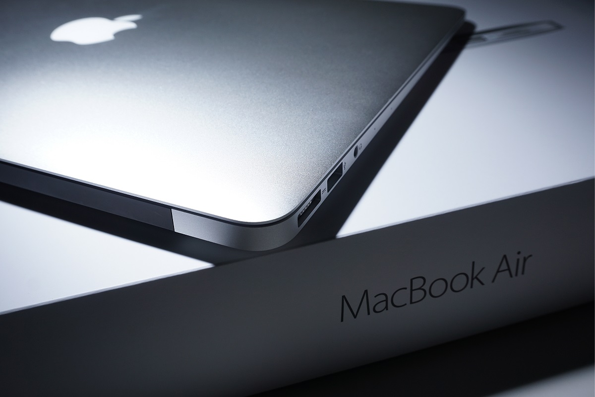 MacBook-air-closeup