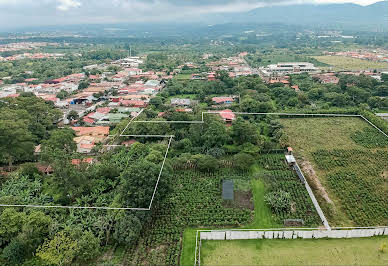 House with garden and terrace 19