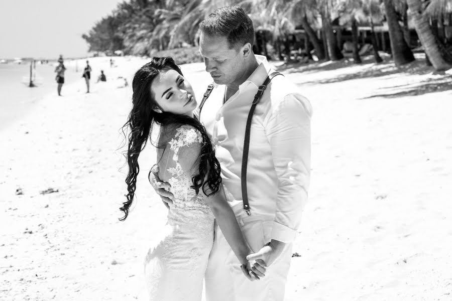 結婚式の写真家Aleksey Aryutov (mauritius)。2018 11月5日の写真