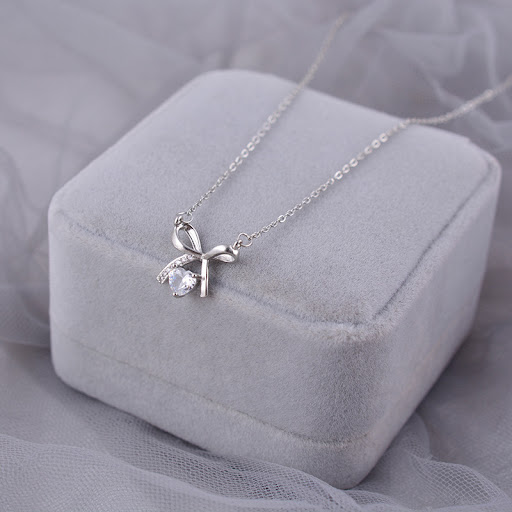 Title 1, Womens Light Luxury Bow Necklace Adds a Touch ...