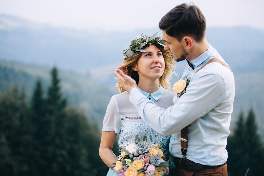 Fotógrafo de casamento Evgeniy Tarasov (tarasof). Foto de 2 de março 2017