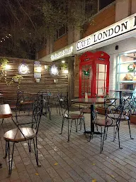 Cafe London Dreams photo 3