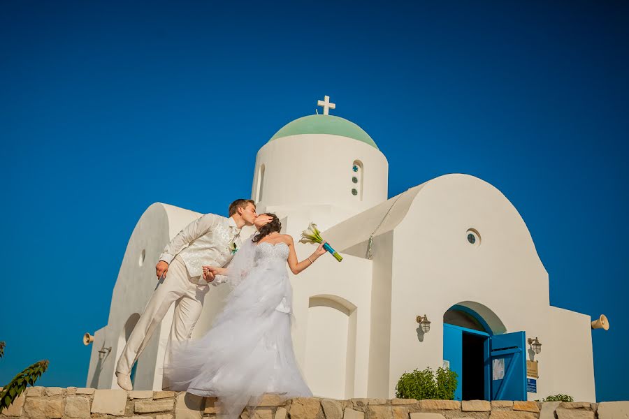 Wedding photographer Vladimir Makhonin (baralgindesign). Photo of 21 April 2015