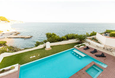 Villa with pool and terrace 18