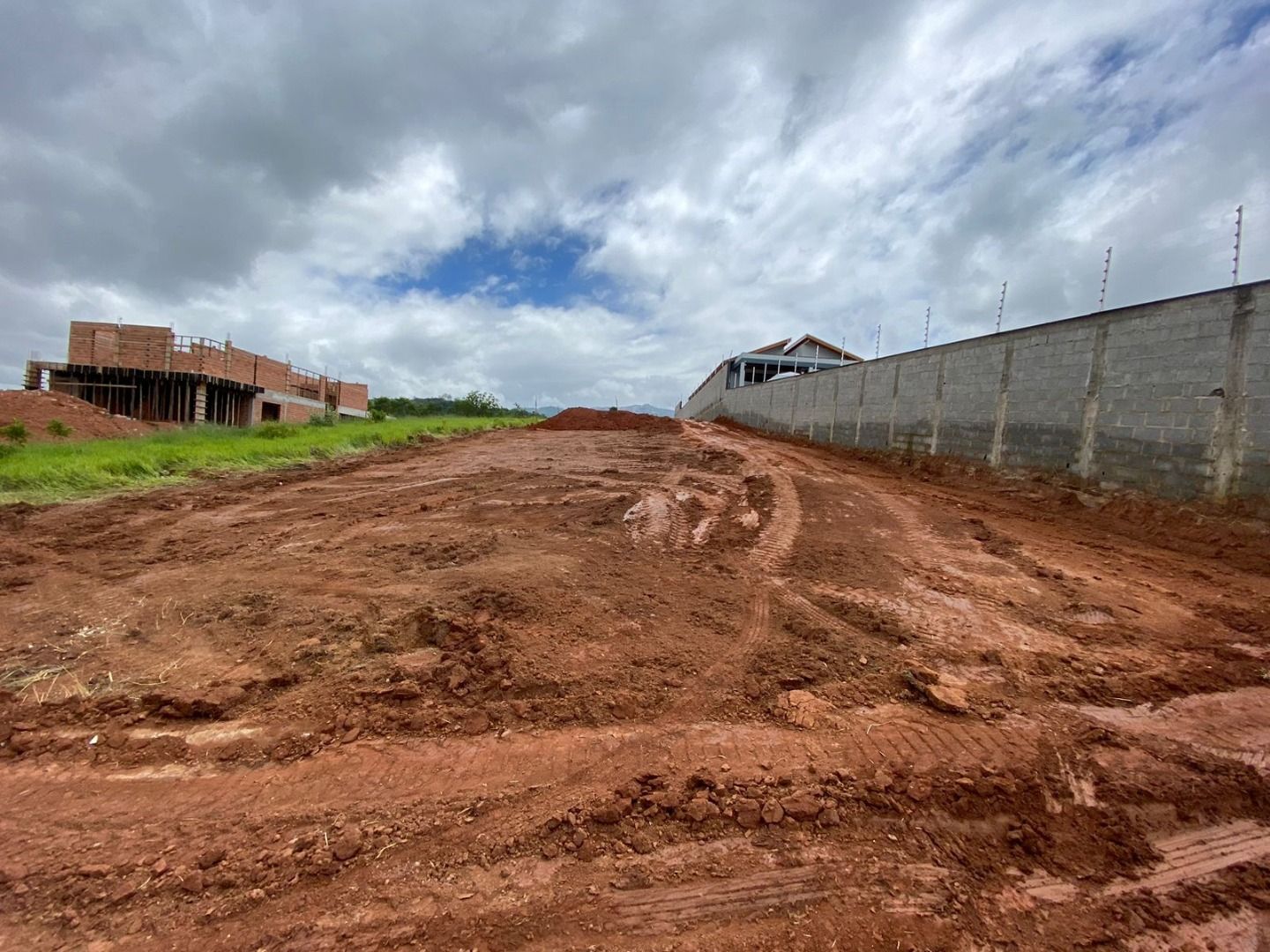 Terrenos à venda Jardim Estância Brasil