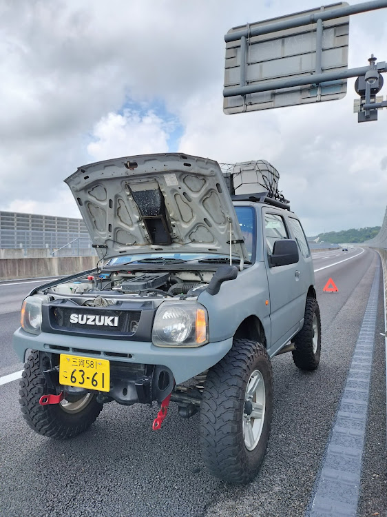 ジムニーのオーバーヒート・jb23・ジムニー・イーグルブルーグレーに関するカスタム事例の投稿画像1枚目