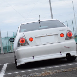 アルテッツァ SXE10